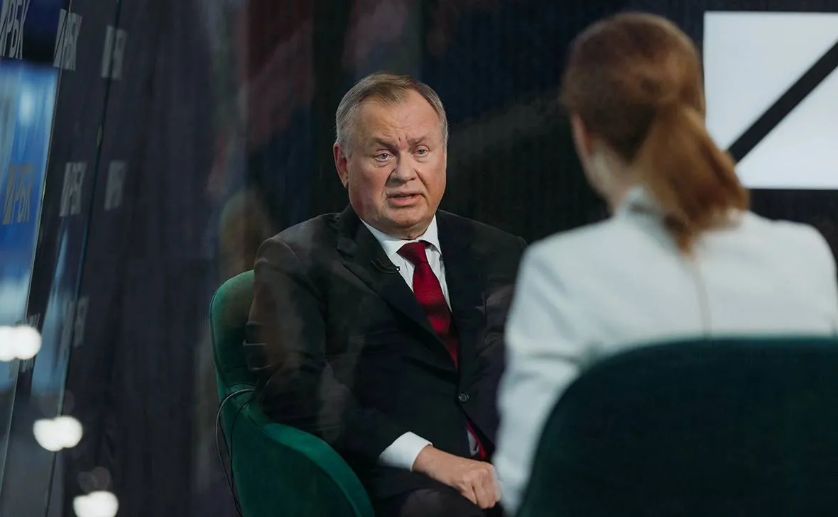 Костин оценил какой должна быть ключевая ставка на конец года Ключевая ставка Банка России не должна превышать 12 годовых к концу 2026 года заявил глава ВТБ Андрей Костин на встрече с крупнейшими клиентами банка РБК Уфа в Telegram РБК Уфа в MAX
