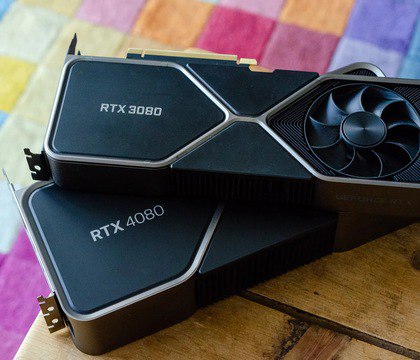 NVIDIA может вернуть в производство видеокарты прошлых поколений Дженсен Хуанг Также глава компании допустил внедрение передовых ИИ технологий в старые видеокарты для борьбы с ценами В условиях высоких цен на рынке памяти производители графических процессоров допускают нестандартные шаги для решения проблемы На выставке CES 2026 гендиректор NVIDIA Дженсен Хуанг впервые допустил возможность восстановления производства видеокарт предыдущих поколений