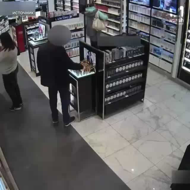 В Пулково задержан мужчина за кражу бьюти кейса
