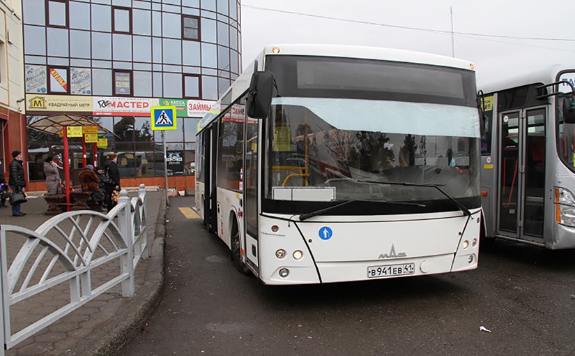 На Камчатке появится автобусный маршрут до нового аэропорта  Автобус будет курсировать до нового аэровокзала  Дополнительный маршрут № 1 «Автостанция г. Елизово – Аэровокзал» введут в связи с открытием нового аэровокзала. Подробности по ссылке: