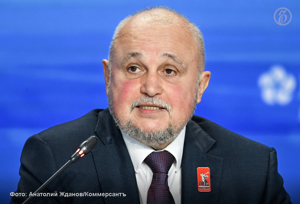 Плановые ремонты НПЗ перенесены на более поздние сроки заявил на совещании с Владимиром Путиным глава Минэнерго Сергей Цивилев По его словам РФ использует потенциал ранее накопленных запасов топлива на НПЗ для снабжения рынка Он отметил что ситуация на внутреннем рынке нефтепродуктов РФ находится на отдельном контроле Правительство корректирует правила биржевых торгов нефтепродуктами с целью недопущения спекуляций добавил господин Цивилев Импортные пошлины на топливо обнулены до середины 2026 года сказал министр Подписывайтесь на Ъ Оставляйте бусты