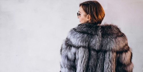 На Камчатке осенний рост цен затронул теплую одежду и продукты Росстат опубликовал данные о потребительских ценах в регионе за октябрь Общий индекс вырос но отдельные позиции показали снижение стоимости Нажмите для подробностей   kam24 ru news main 20251202 123282 html utm source telegram utm medium messenger