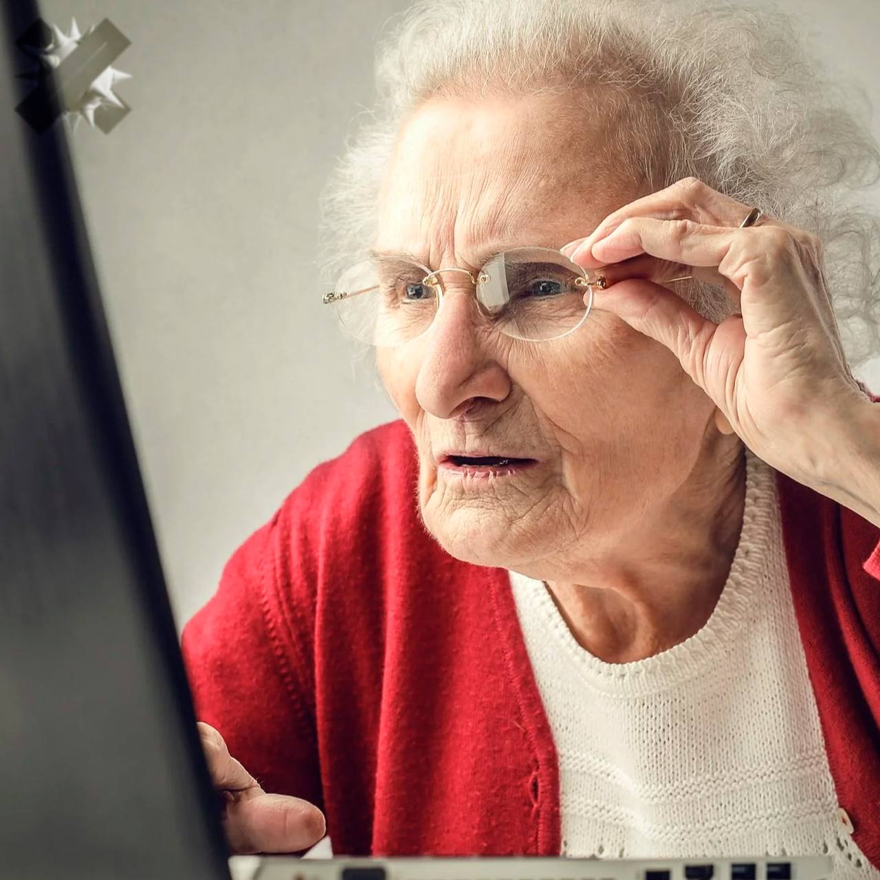 В России может появиться удалёнка для пенсионеров Власти планируют запустить бесплатную программу обучения удалённой работе для старшего поколения Курсы будут проходить онлайн с акцентом на простые вакансии вроде консультаций или модерации   годная идея им будет сложно усвоить инфу НМШ