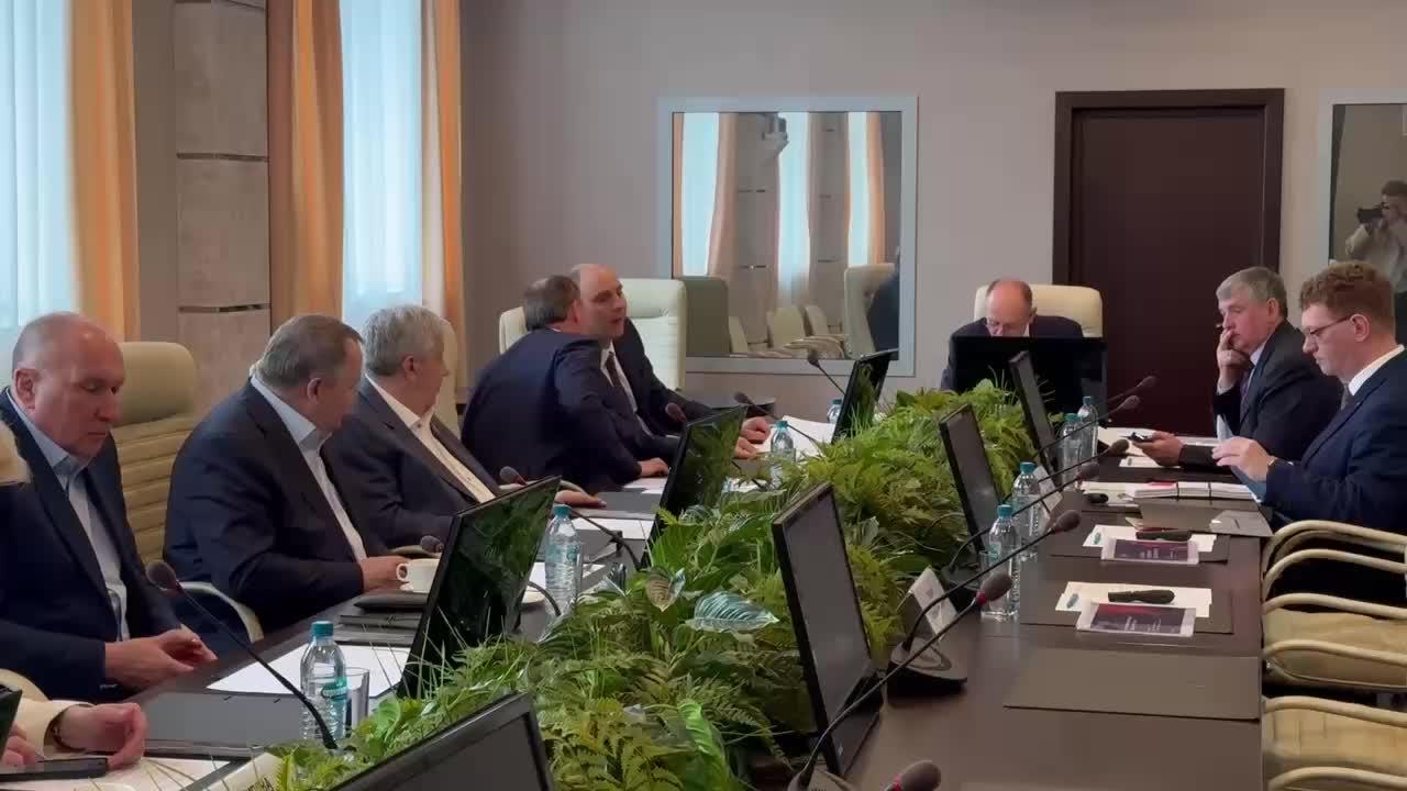 Отложение выборов нового ректора УрФУ: заседание набсовета не дало результатов