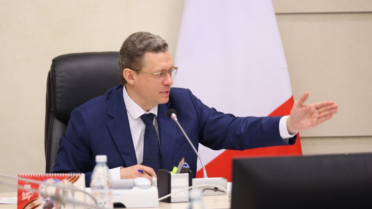 По предложению губернатора Приморского края, председателя комиссии Госсовета Российской Федерации по направлению «Туризм» Олега Кожемяко губернатор Вологодской области Георгий Филимонов группы «Экспорт туристических услуг» комиссии Госсовета. Для Вологодчины туристическое направление — одно из приоритетных. Стремительно перезагружаем отрасль. Вологодская область, в частности Великий Устюг, входит в топ-3 по посещаемости туристами на новогодние праздники. Связаться с Вологодским Городовым или предложить новость: