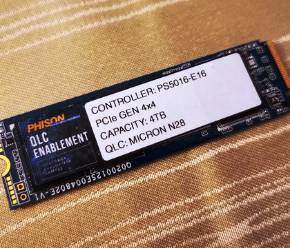 Phison подтвердила данные о причине сбоев SSD после установки апдейта KB5063878 для Windows 11 Компания Phison выпускающая контроллеры для твердотельных накопителей подтвердила данные о причине сбоев в работе SSD после установки обновления KB5063878 для операционной системы Windows 11 Ранее тайваньское издание PCDIY выяснило что проблема проявляется лишь при использовании предрелизных версий прошивки для некоторых SSD на основе контроллеров Phison