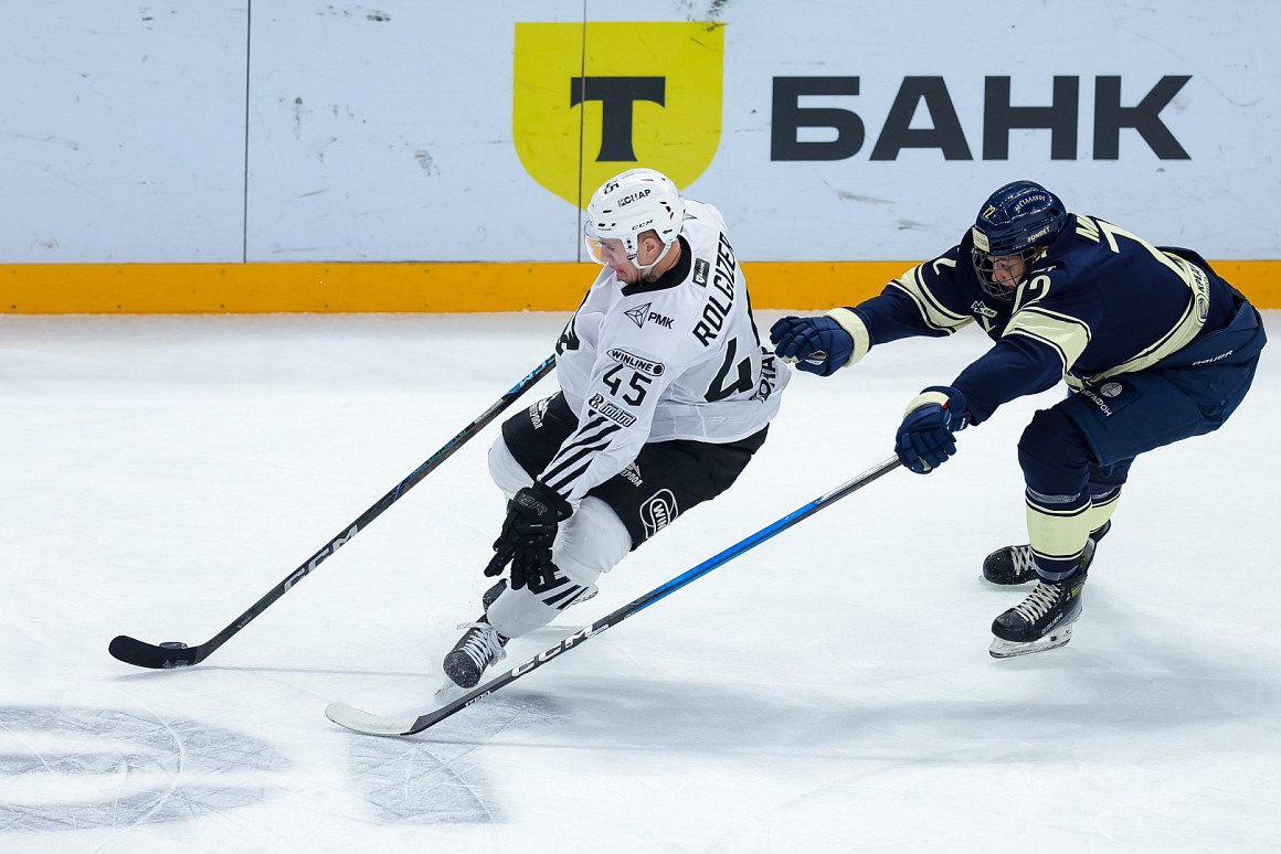 Трактор завершил год южноуральским дерби www up74 ru articles news 168118 Магнитка в овертайме вырвала победу у черно белых