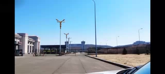 Российские автотуристы отправились в первую поездку в Китай после открытия границ