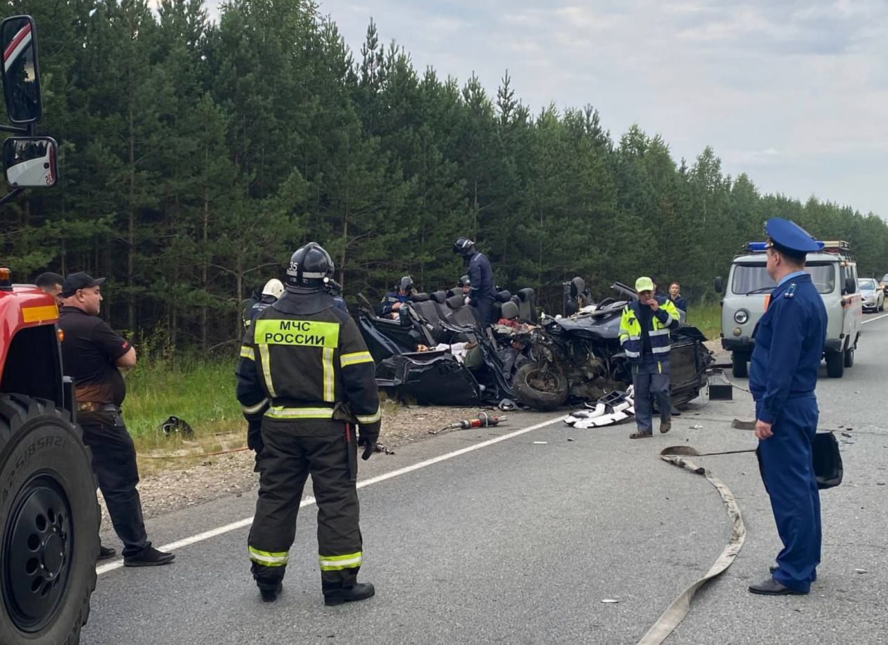 Погибли граждане Таджикистана: подробности страшного ДТП в Тереньгульском районе Прокуратура проводит проверку в связи со смертельной аварией. Подписывайтесь: 73online Присылайте новости