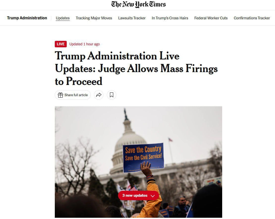 The New York Times сообщает о массовых сокращениях в федеральных агентствах США:   Налоговое управление США начало увольнять более 6 тысяч сотрудников;   По словам источников издания, ЦРУ собирается уволить «неопределенное» количество сотрудников, занимающихся вопросами кадров и многообразия. Это может стать одним из крупнейших массовых увольнений в истории агентства;   Управление транспортной безопасности уволило 243 сотрудника, которые находились на испытательном сроке;   Подразделение Министерства жилищного строительства и городского развития, помогающее восстанавливать дома после стихийных бедствий, намерено сократить более 80% своего персонала;   Также четырем неназванным агентствам было предписано сократить объем работы и численность персонала до минимума, предусмотренного законом.