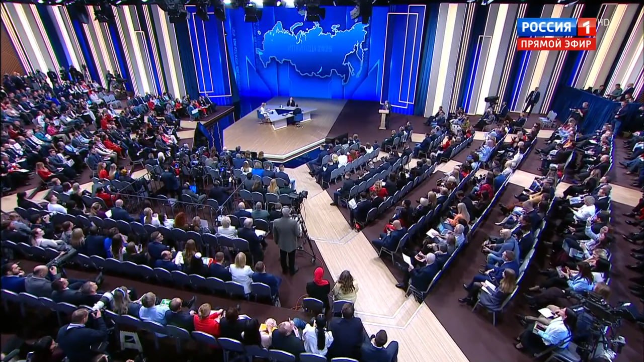 Хочу извиниться за нерасторопность служб которые должны решать вопросы Владимир Путин извинился перед жительницей Новосибирска супругой погибшего участника СВО которая столкнулась со сложностью получения выплат Подписаться Перейти на сайт MAX