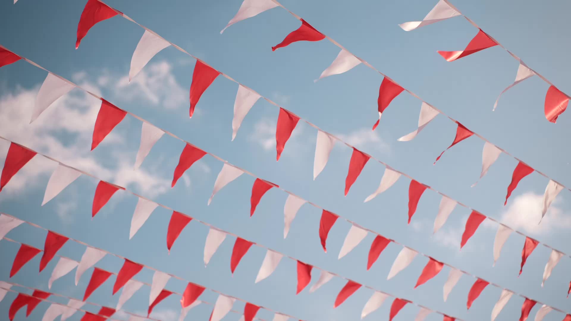 В России и Китае отметили Масленицу с масштабным сжиганием чучел