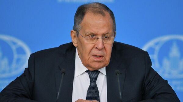 Лавров высказался о беспрецедентных отношениях России и Китая Отношения России и Китая беспрецедентны по своему уровню и глубине заявил глава МИД РФ Сергей Лавров на пресс конференции по итогам деятельности российской дипломатии в 2025 году