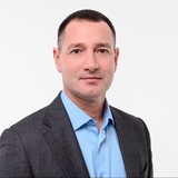 Денис Раздобреев
