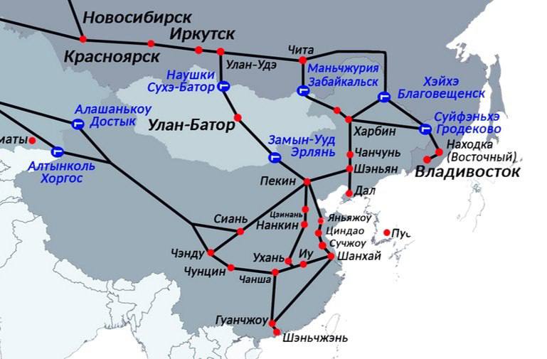 Из Иркутска и Читы запустят беспересадочный поезд в Китай с 8 марта возобновляется движение на участке Забайкальск Россия Маньчжурия Китай А из Иркутска и Читы пассажиры смогут отправиться в Маньчжурию в беспересадочных вагонах составы будут отправляться 6 и 7 марта Путь из Забайкальска Забайкальский край до китайского города Маньчжурия составит всего 25 минут Поезда будут курсировать в обоих направлениях два раза в неделю по средам и воскресеньям Пассажирское железнодорожное сообщение через погранпереход Забайкальск Маньчжурия было приостановлено в феврале 2020 года из за пандемии коронавируса А вот поезд Москва Пекин пока так и не запущен даже несмотря на обкаточные рейсы по маршруту Ждём uletet 1