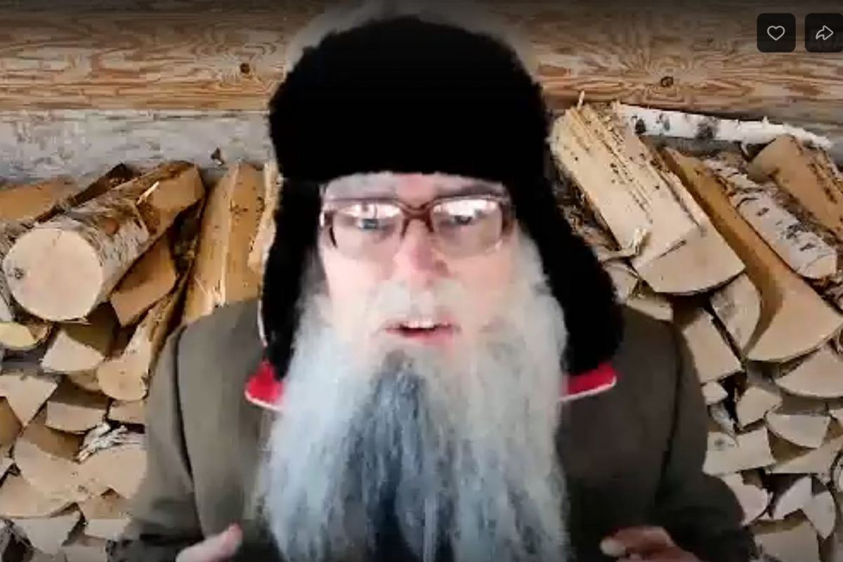 Минюст включил в реестр иностранных агентов выступавшего против СВО ивановского Деда Архимеда Дмитрия Пуркина Согласно данным Минюста, Пуркин участвовал в создании и распространении материалов иностранных агентов среди широкой аудитории. В его публикациях усматривается распространение недостоверной информации о решениях российских властей и проводимой государственной политике. Кроме того, он обвиняется в формировании негативного образа Вооружённых Сил РФ и публичных выступлениях против спецоперации на Украине. ↗ Прислать новость Подписаться