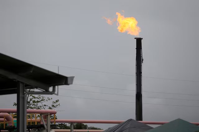 МНЕНИЕ: В нашем базовом сценарии цены на нефть Brent к концу года снизятся до уровня ниже $60 за баррель из-за спада на рынках — Citibank  Читать далее