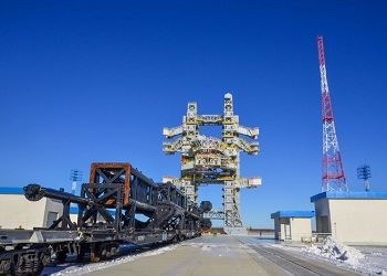 Главгосэкспертиза выдала положительное заключение по проекту строительства второй очереди системы внешнего электроснабжения космодрома Восточный Об этом сообщает Дирекция космодрома в телеграм канале Возведение инженерных сетей станет новым этапом развития системы электрификации объектов космодрома За счет этого повысят надежность и мощность электроснабжения обеспечат поддержание повседневной деятельности космодрома и города Циолковского ПРОДОЛЖЕНИЕ ПО ССЫЛКЕ