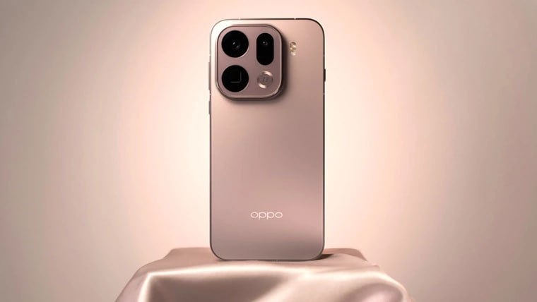 OPPO Find X9 Ultra получит рекордную батарею среди Ultra флагманов Инсайдер Smart Pikachu сообщил что OPPO готовит к релизу флагман Find X9 Ultra с самой крупной батареей среди всех Ultra смартфонов   Характеристики Батарея более 7000 мА ч Дисплей 6 8 разрешение 2K Камера квадромодуль с перископом до 200 Мп Релиз второй квартал 2026 года А вы бы выбрали Ultra флагман с такой батареей   Заказать сборку ПК в InterPC Получить клавиатуру за подписку Наши каналы Oррo Тeлeфoны
