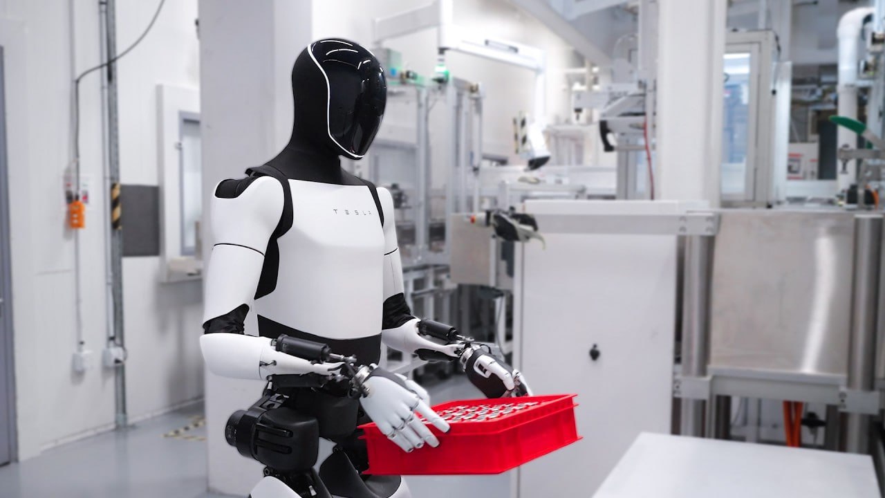 Tesla прекратит выпуск Model S и X на одном из заводов Вместо них начнут выпускать робота Optimus Илон Маск объявил что производство легендарных седанов завершится на заводе во Фримонте Калифорния уже во втором квартале 2026 года Теперь приоритет компании развитие передовых технологий и робототехники Завод переориентируется на создание миллионов человекоподобных роботов ежегодно investing investing