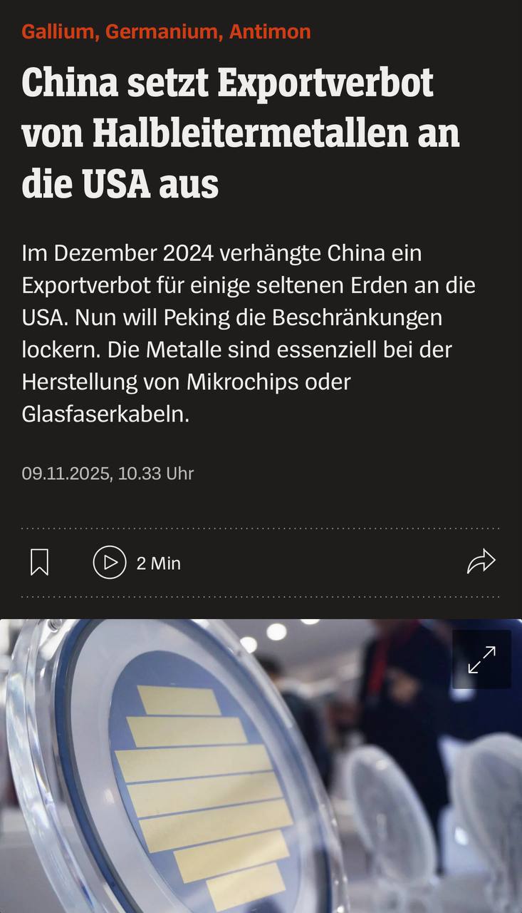 Китай вновь разрешил экспорт в США металлов необходимых для производства полупроводников и микрочипов пишет Der Spiegel анализируя недавнее решение министерства торговли Китая о приостановке запрета на экспорт Запрет действовал с декабря 2024 года и касался товаров двойного назначения которые могут использоваться в военных целях Пекин приостановил действие запрета на экспорт в США галлия сурьмы и германия металлов необходимых для производства полупроводников США как и другие страны закупают это сырье практически полностью в Китае Например галлий и германий используются в микрочипах оптоволоконных кабелях и солнечных батареях пишет Der Spiegel