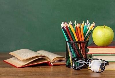 Минпросвещения сдвинуло сроки появления предмета Духовно нравственная культура России в школах Изначально урок хотели ввести уже со следующего учебного года сразу в 5 7 х классах Теперь решили иначе в следующем году предмет появится только у пятиклассников а в 6 х и 7 х классах его начнут преподавать ещё через год Кубанские Новости Мы в MAX