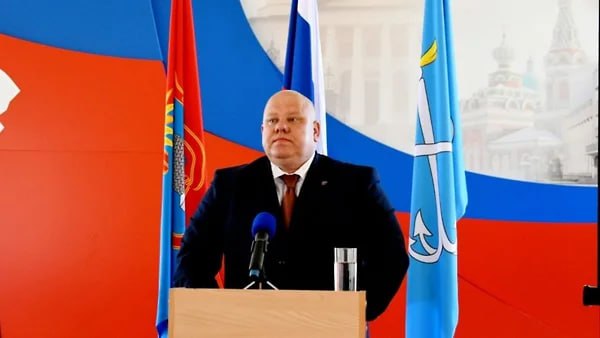 Первышов заявил о спешке с назначением главы тамбовского Моршанска Врио губернатора Тамбовской области Евгений Первышов в ходе оперативного совещания заявил, что недоволен работой главы Моршанска Романа Поленкова и добавил, что «с кадровыми решениями поторопились». Господин Первышов обратил внимание на множество недочетов и недоработок в работе местных властей. «Я не то чтобы замечание делаю, указываю на недочеты. Помимо мусора, нет такого вопроса, где бы у вас не было проблем»,— сказал глава региона. Фото: с сайта тамбовского отделения партии «Единая Россия» Подписывайтесь на «Ъ-Черноземье»