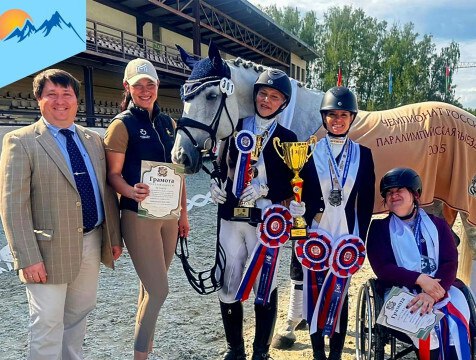 Конники Калужской области отличились на чемпионате России В подмосковном конноспортивном комплексе "Виват, Россия!" прошли соревнования по паралимпийской выездке. В личном и командном зачёте состязались 28 спортивных пар из 9 регионов страны. И сборная Калужской области показала здесь второй результат. В состав нашей команды вошли три спортсменки из САШ "Эверест".