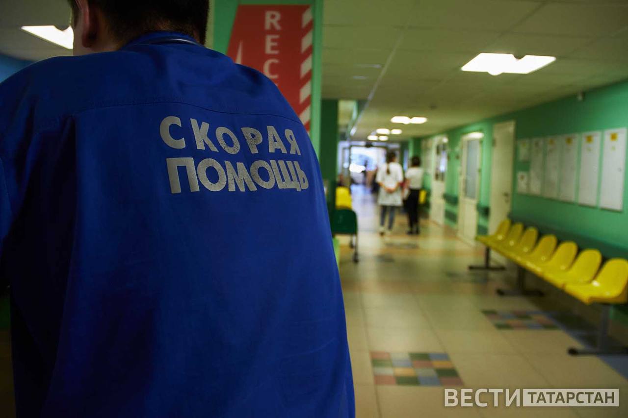 В Казани пострадавшим в ДТП с троллейбусом не потребовалась госпитализация В Казани в результате ДТП с троллейбусом на Чистопольской улице никто из пострадавших не был госпитализирован. Пострадавших осмотрели врачи Городской клинической больницы №7 им. М.Н. Садыкова и отпустили домой. По информации клиники, все пациенты получили необходимую медицинскую помощь, прошли обследования и были в удовлетворительном состоянии. В основном, у них были легкие травмы, такие как ушибы и растяжения. Врачи будут продолжать следить за состоянием пострадавших в поликлиниках и травмпунктах по месту их жительства. Подписаться Сообщить новость