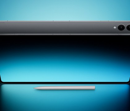 Samsung представила планшеты Galaxy Tab S11 и Galaxy Tab S11 Ultra Компания Samsung показала новые флагманские планшеты Galaxy которые должны составить конкуренцию iPad Pro M4 Модели Tab S11 и Tab S11 Ultra имеют сертификат IP68 комплектный стилус S Pen и множество ИИ функций Оба устройства будут получать обновления операционной системы и безопасности в течение семи лет