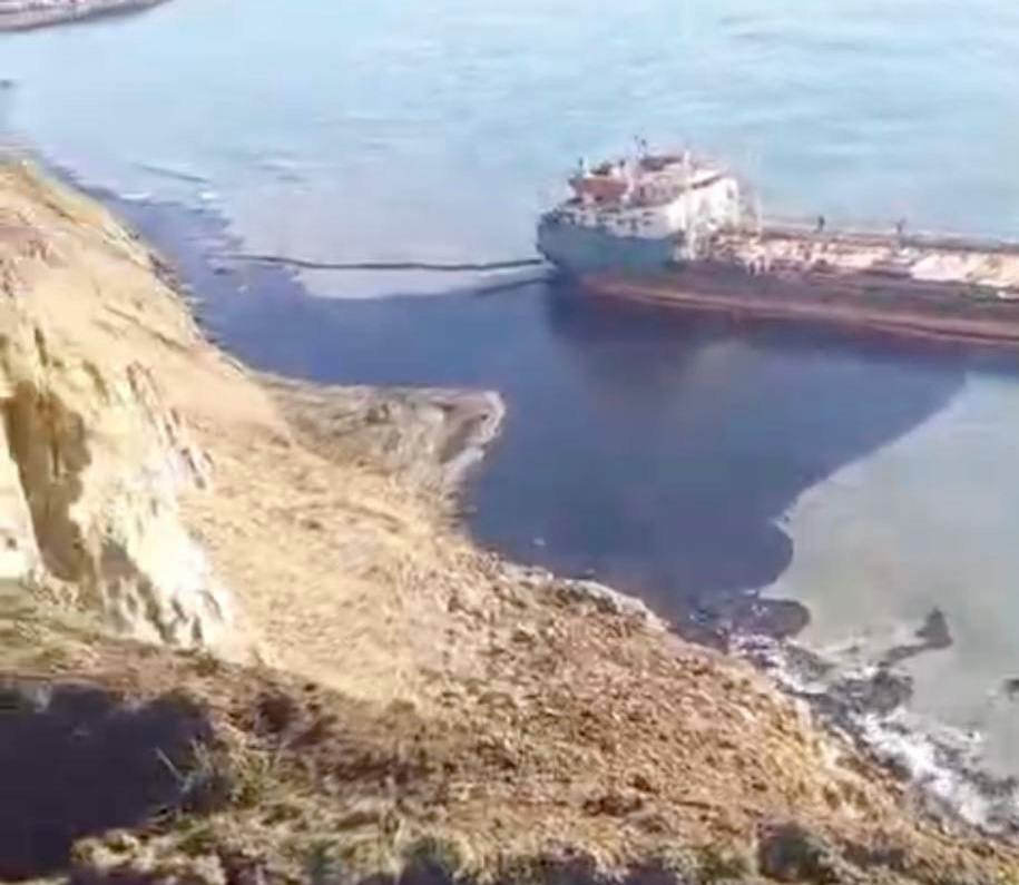 Администрация Анапы подала ходатайство об увеличении суммы иска до 669 2 млн рублей по делу о крушении танкеров Волгонефть 212 и Волгонефть 239 у Керченского пролива Ответчиками выступают компании Каматрансойл Кама шиппинг и Волгатранснефть Авария произошла 15 декабря 2024 года в результате разлива 9 2 тыс тонн мазута погиб один моряк МЧС очистило 1 2 тыс км береговой линии и вывезло 180 тыс тонн загрязненного грунта Подписаться на новости ЮГ 24   ЮГ 24 в MAX