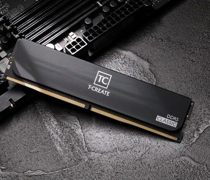 С середины сентября средняя цена модулей оперативной памяти выросла на 251 ComputerBase Цены на некоторые модели за последние три месяца выросли более чем в четыре раза Немецкое издание ComputerBase представило новый ежемесячный отчет о ситуации на рынке памяти Согласно имеющимся данным средняя стоимость комплектов ОЗУ к середине декабря выросла на 251 95 по сравнению с сентябрьскими показателями