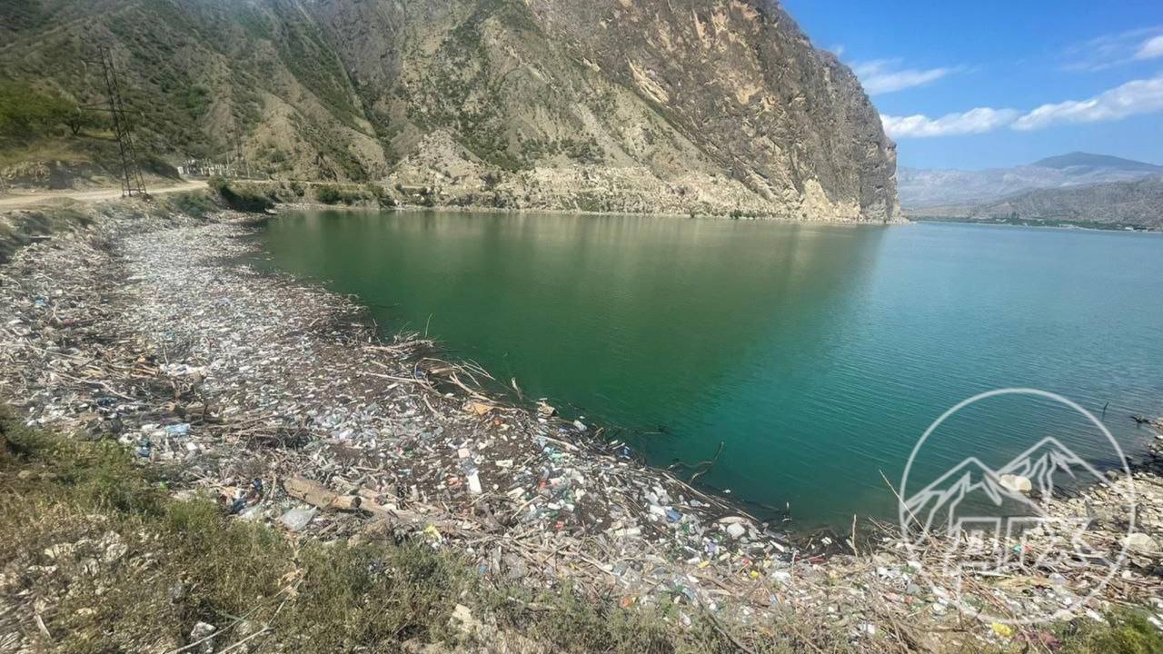 Реки и водохранилища в Дагестане загрязнены мусором    Природоохранная прокуратура заявляет: горные реки Аварское и Андийское койсу, Ирганайское и Чиркейское водохранилища загрязнены отходами. На лицо негативное влияние на водные объекты и окружающую среду.  Суд обязал Минприроды Дагестана заняться проблемой: ликвидировать последствия загрязнения.