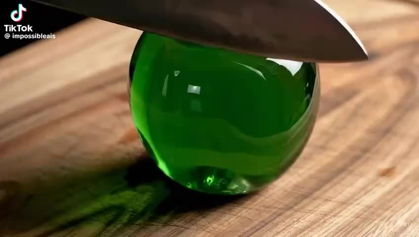 Нейросети создают популярные ASMR-ролики в TikTok