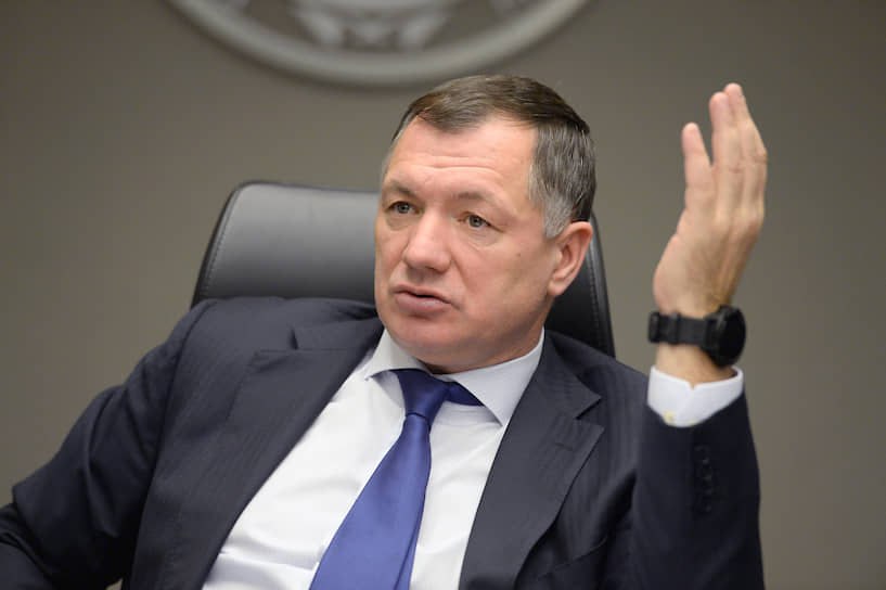Заложенного ранее запаса прочности строительной отрасли при текущей ставке ЦБ хватит до конца этого года, заявил вице-премьер РФ Марат Хуснуллин в четверг. "Я считаю, у нас запас прочности есть до конца года. Если ставка будет продолжать быть такой высокой - ИФ и источников финансирования не будет, рынок жилищного строительства - ИФ может обрушиться с необратимыми последствиями", - отметил Хуснуллин в интервью "Вестям" ВГТРК .