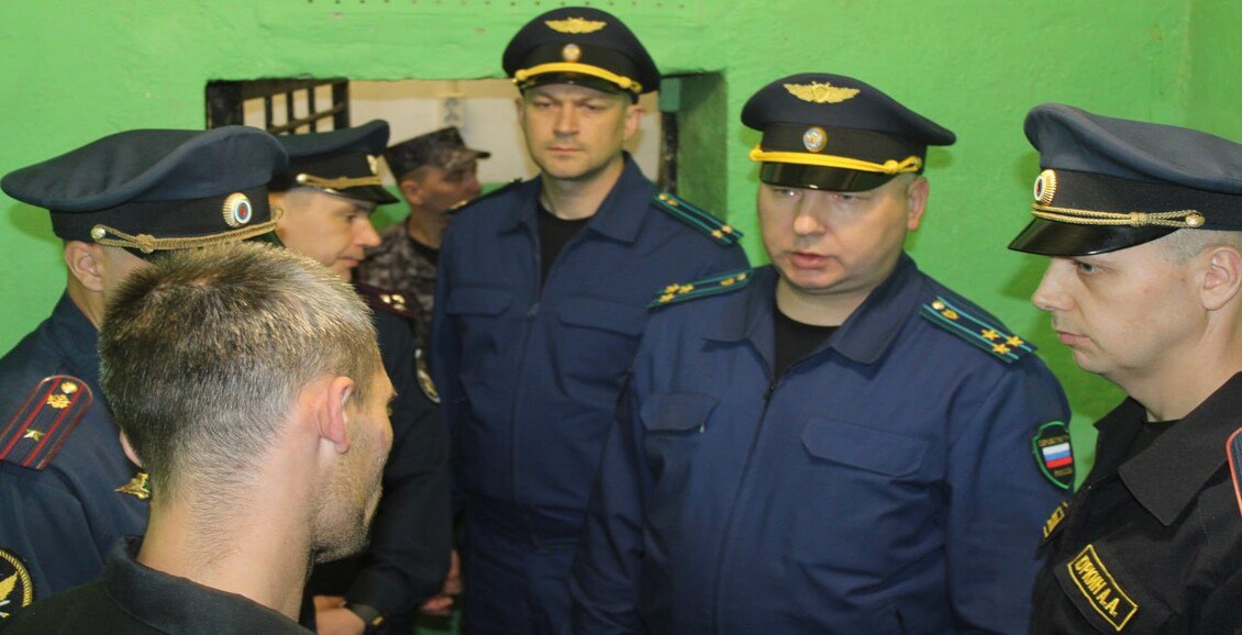 В колонии на Камчатке вновь выявили нарушения условий содержания заключённых В колонии 6 на Камчатке прошла проверка Её провёл зампрокурора Евгений Пауль Нажмите для подробностей kam24 ru news main 20250831 120329 html utm source telegram utm medium messenger