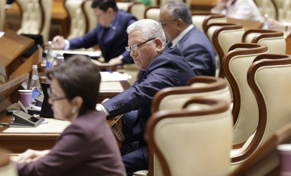 Сенат отклонил закон о государственном социальном страховании Сенат Узбекистана отклонил закон о государственном социальном страховании указав на ряд недостатков в документе Подробнее anhor uz news senate rejected state social insurance law anhoruz Новости события мнения Мобильное приложение IOS Android