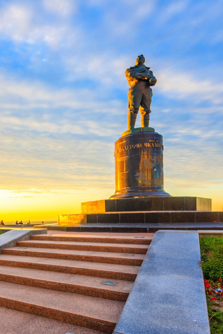 На памятнике Валерию Чкалову в Нижнем Новгороде вновь появится надпись Сталинскому соколу