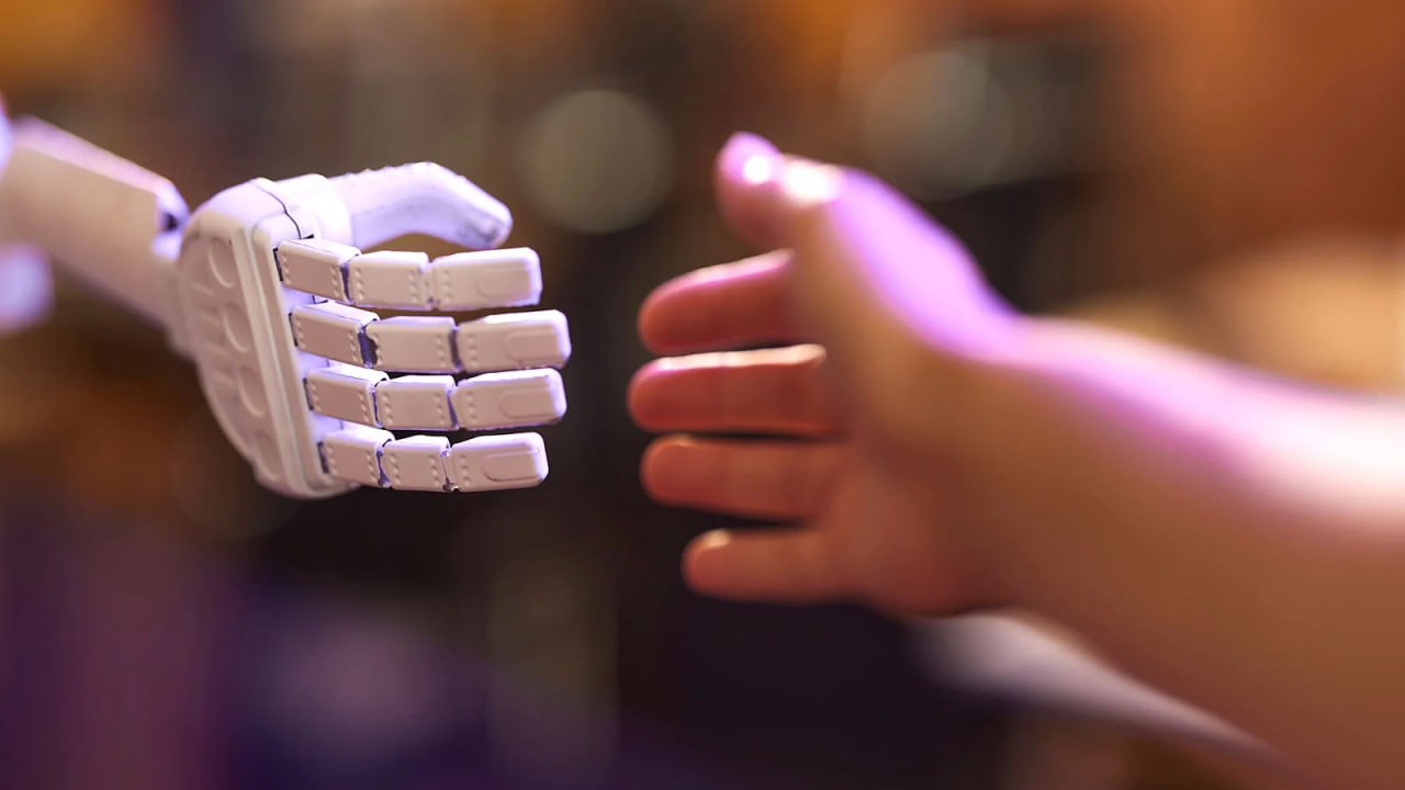 Российский рынок инноваций входит в 2026 год в условиях когда венчурное финансирование ограничено а требования к окупаемости проектов жестче При этом поток стартапов не иссякает спрос лишь смещается из интересно попробовать в это очень нужно В колонке для Forbes основателя Product Radar и ведущего подкаста Стартап секреты Дмитрия Беговатова обзор перспективных направлений для запуска стартапа в России Среди них умные решения для работы с персоналом регуляторные технологии RegTech для персональных данных цифровые инструменты для малого и среднего предпринимательства МСП и другие Читайте на сайте Forbes Getty Images Идеи для бизнеса