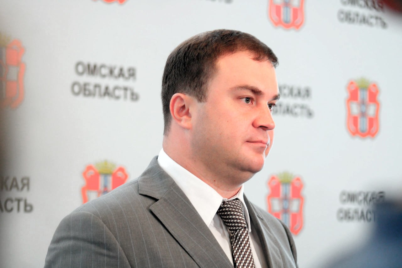 На обновление омских учреждений культуры в этом году направят 600 миллионов рублей Средства пойдут на модернизацию домов культуры их капитальный и текущий ремонт оснащение музеев и библиотек а также на создание новых детских культурно просветительских центров Финансирование предусмотрено в рамках нацпроекта Семья и проекта Культура малой родины рассказал в своём телеграм канале Виталий Хоценко По словам губернатора в целом на ближайшие три года на обновление инфраструктуры культуры в Омской области планируется направить около 1 5 миллиардов рублей Om1 Омск в MAX