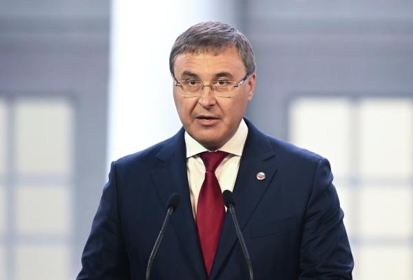 Валерий Фальков сообщил об учёте среднего балла ЕГЭ при распределении платных мест в вузах Будут учитывать также число олимпиадников, трудоустройство тех, кого подготовили, и размер их заработных плат, уточнил глава Минобрнауки. По его словам, уже был подготовлен анализ, который «позволяет сделать соответствующие расчёты и установить предельный размер платных мест для отдельно взятого учебного учреждения с учётом ситуации в субъекте и стране в целом». Подпишись на «Говорит Москва»