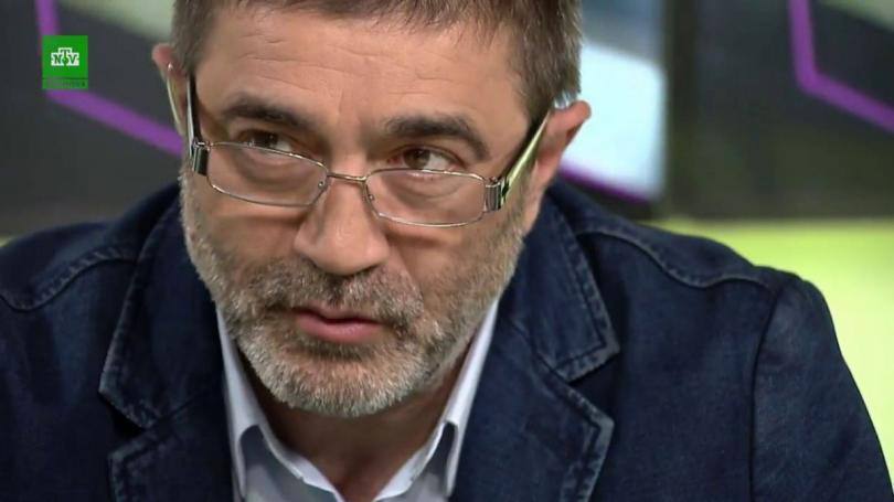 Экс вице спикер парламента и бывший вице премьер Юрий Рошка приговорён к 4 годам лишения свободы Приговор был вынесен судьями Апелляционной палаты сектора Центр Политик покинул Молдову в прошлом году пишет deschide md