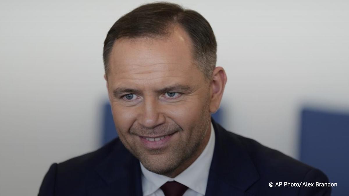 Украина не выполнила условий для того, чтобы ее вступление в ЕС обсуждалось всерьез, заявил Polsat президент Польши Кароль Навроцкий.