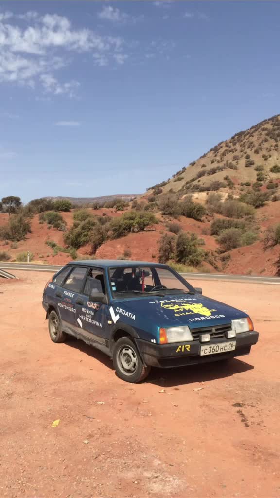 Казанец проехал 8 тыс. км на Ладе из Татарстана в Африку, посетив 13 стран