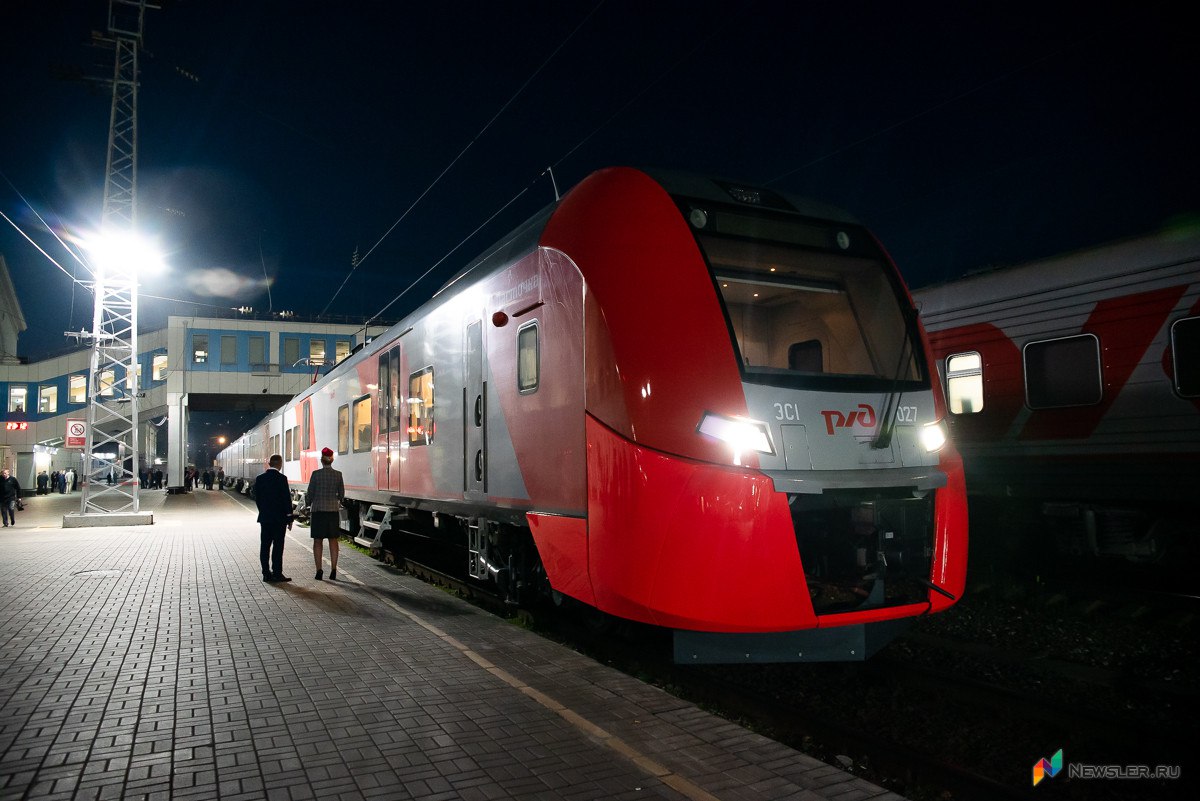 Ласточки перевезли более 122 тысяч человек по маршруту Киров Нижний Новгород www newsler ru society 2025 09 08 lastochki perevezli bolee 122 tysyach chelovek po marshrutu kirov nizhnij novgorod На скоростных поездах курсирующих из Кирова в Нижний и обратно за январь август прокатились 122 5 тысяч пассажиров