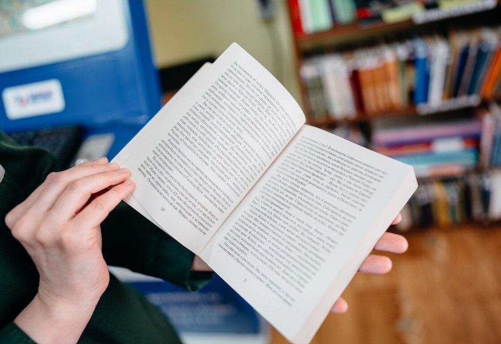 В Узбекистане будут сокращать срок лишения свободы за прочтение книг repost uz no tolko opredelennim osujdennim Подписывайтесь на Repost