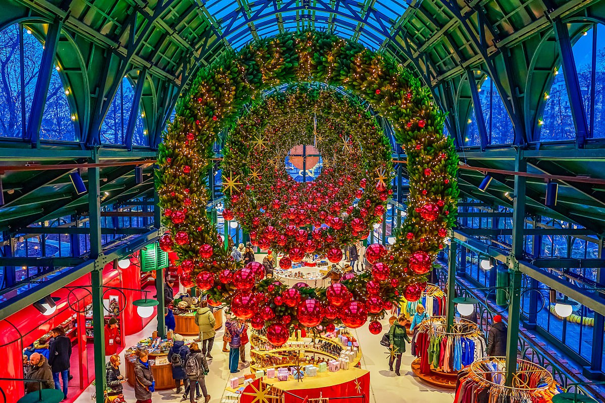 Фестиваль Город неравнодушных на Болотной площади По традиции на фестивале будут проводить творческие мастер классы организуют увлекательные занятия для детей и яркие фотозоны Средства вырученные от продажи подарков ручной работы идут на добрые дела Когда 1 декабря 28 февраля Вход свободный Подписаться Московская афиша