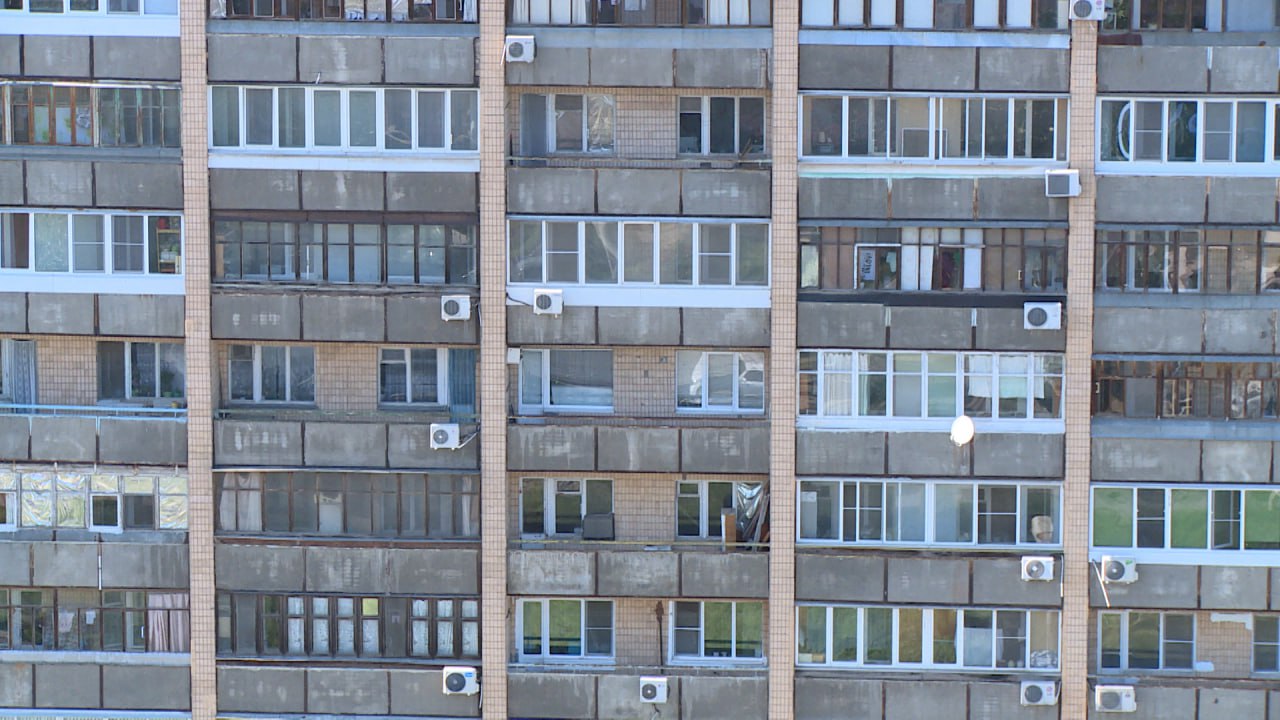 Волгоградские предприятия ЖКХ оштрафовали почти на 40 млн рублей С начала года нарушители получили 341 постановление К административной ответственности привлекались УК ТСЖ и ресурсоснабжающие организации Чаще всего не соблюдались лицензионные требования в предпринимательской деятельности по управлению МКД правила содержания и ремонта домов нормы и режим обеспечения граждан коммунальными услугами Только за октябрь штрафы достигли 3 8 миллиона рублей Подписаться Перейти на сайт