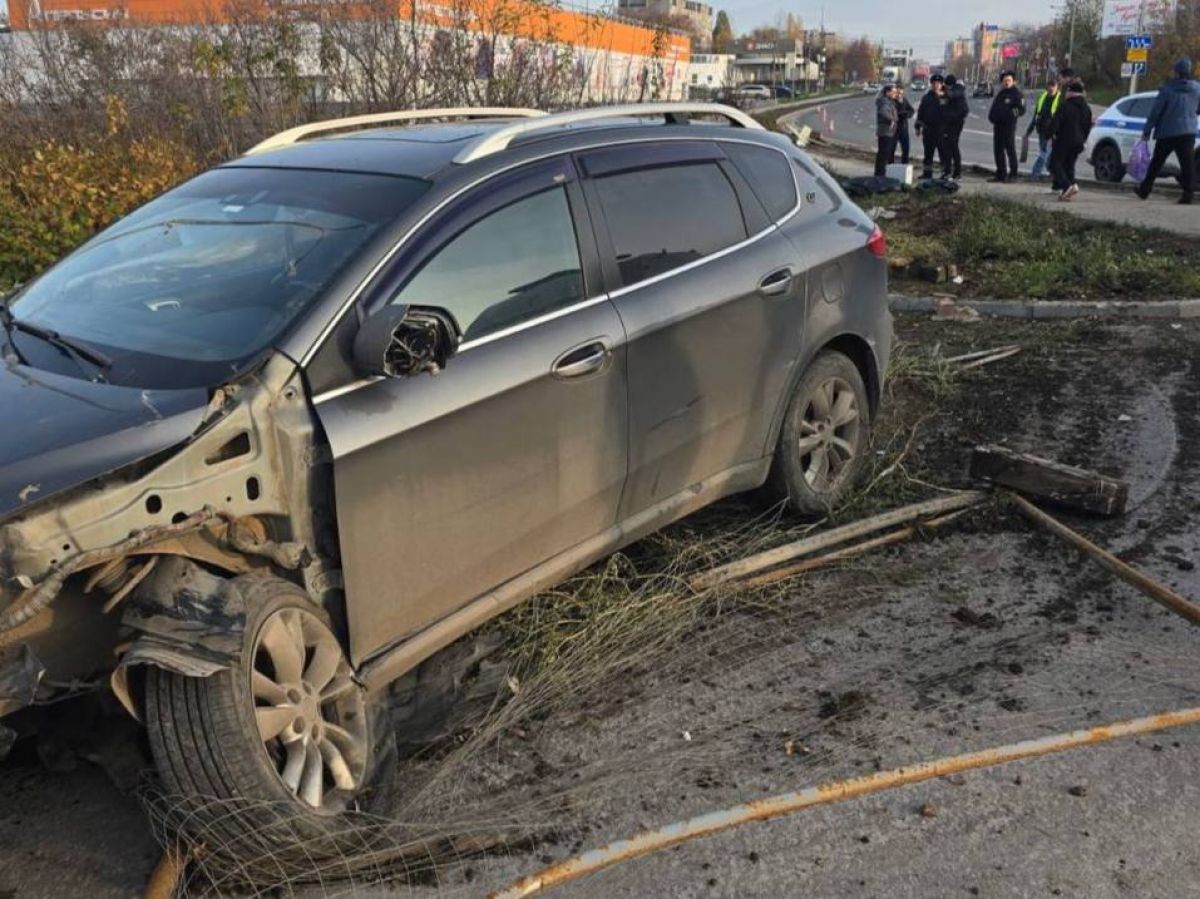 Виновник смертельного ДТП в Рязани был пьян   ryazannews ru fn 1748357 html По поручению прокурора области Дмитрия Коданёва прокуратура Октябрьского района организовала проверку по факту наезда на 11 летнего ребенка в Рязани   Прислать новость Подписаться   Мы в MAX