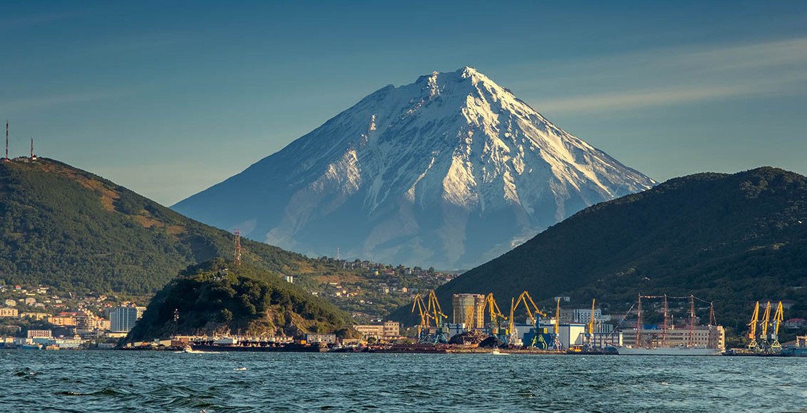 Камчатка вошла в число российских регионов популярных у туристов из США Генконсул России в Нью Йорке назвал основные направления для американских путешественников По его словам Камчатский край пользуется особой популярностью наряду с Сочи Карелией и Алтаем Нажмите для подробностей   kam24 ru news main 20260209 125302 html utm source telegram utm medium messenger